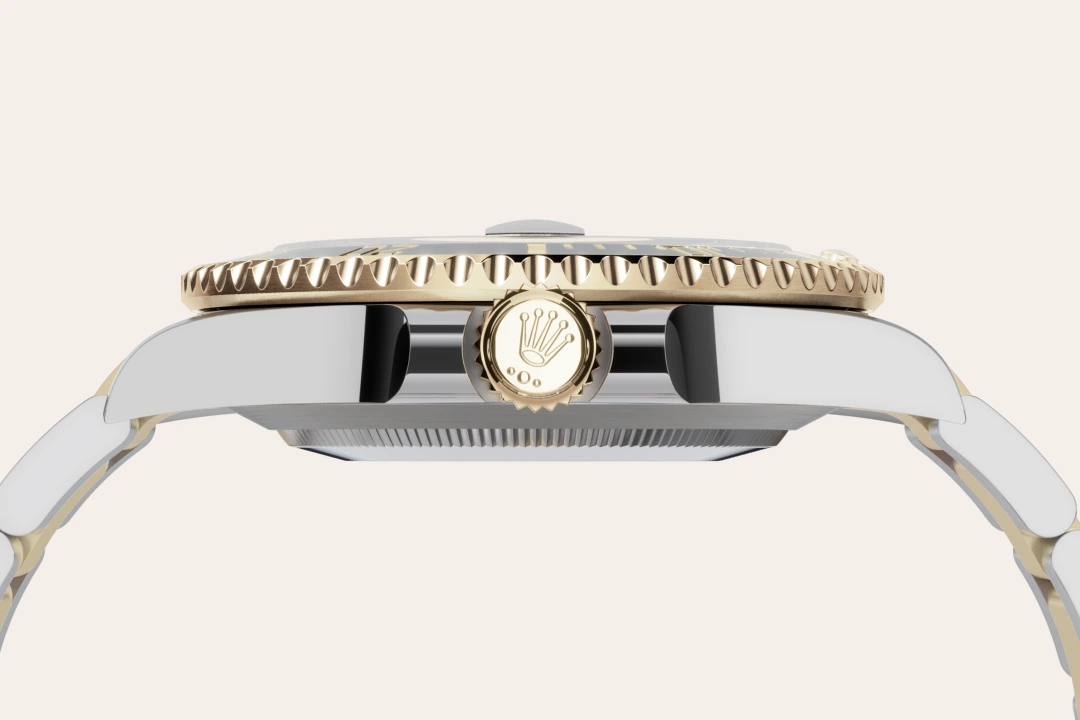 Rolex Submariner Date in Oystersteel and yellow gold with a Black dial, black ceramic and gold bezel, and Oyster bracelet, m126613ln-0002 - Crisson