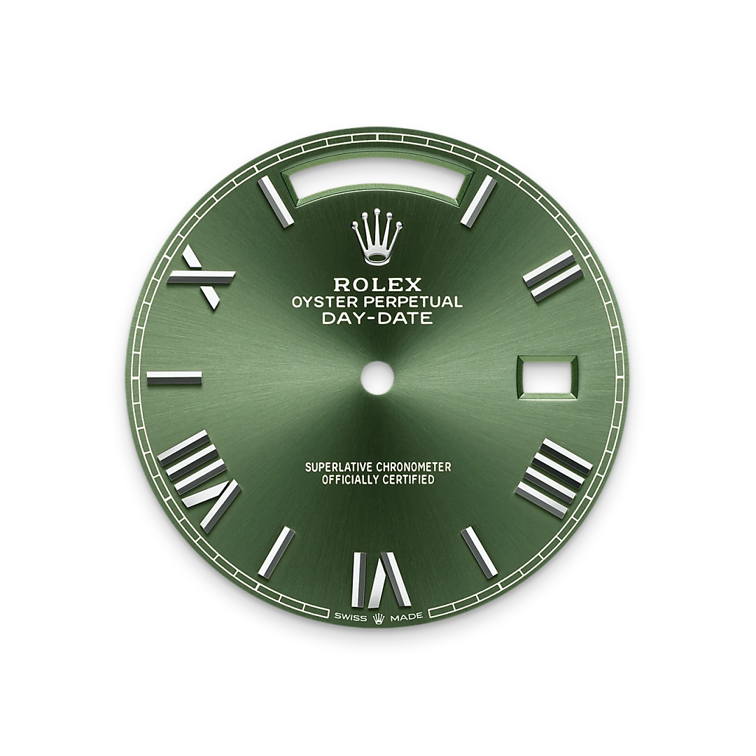 Rolex Day-Date 40 in white gold with an olive green dial, fluted bezel, and President bracelet m228239-0033 - Crisson Rolex Day-Date 40 in white gold with an olive green dial, fluted bezel, and President bracelet m228239-0033 - Crisson