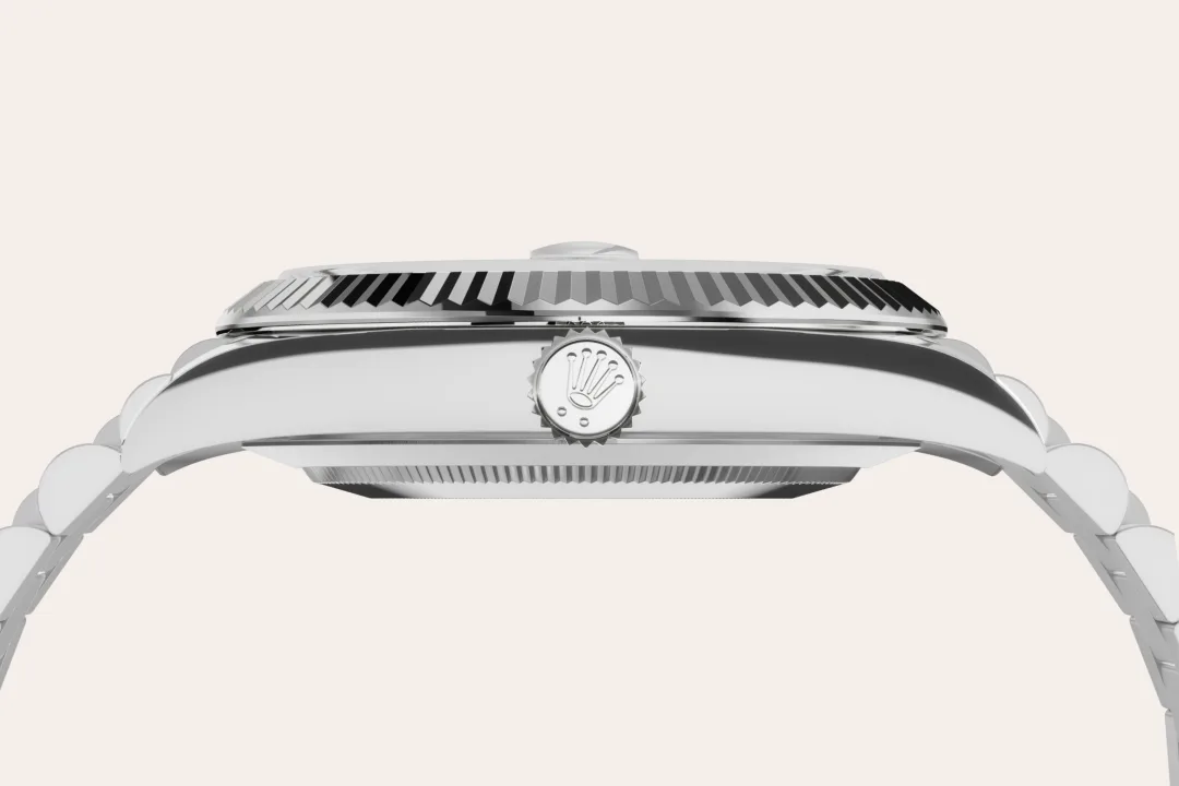 Rolex Day-Date 40 in white gold with an olive green dial, fluted bezel, and President bracelet m228239-0033 - Crisson Rolex Day-Date 40 in white gold with an olive green dial, fluted bezel, and President bracelet m228239-0033 - Crisson