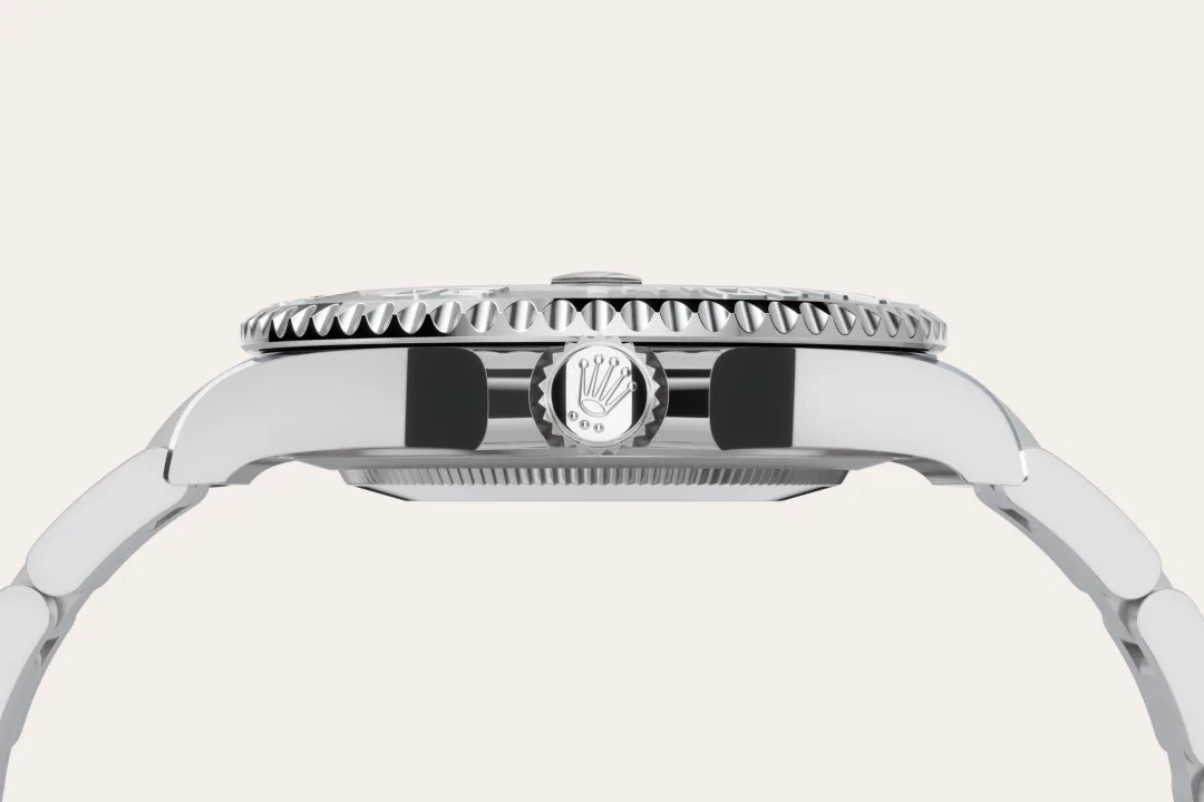 Rolex Yacht-Master 37 in Oystersteel and platinum with a Slate dial, platinum bezel, and Oyster bracelet, m268622-0002 - Crisson