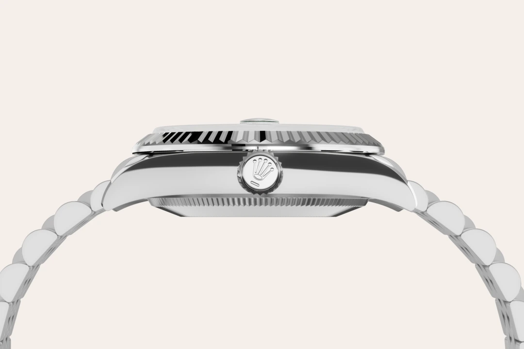 Rolex Datejust 31 in Oystersteel and white gold with a mint green dial, fluted bezel, and Jubilee bracelet, m278274-0018 - Crisson