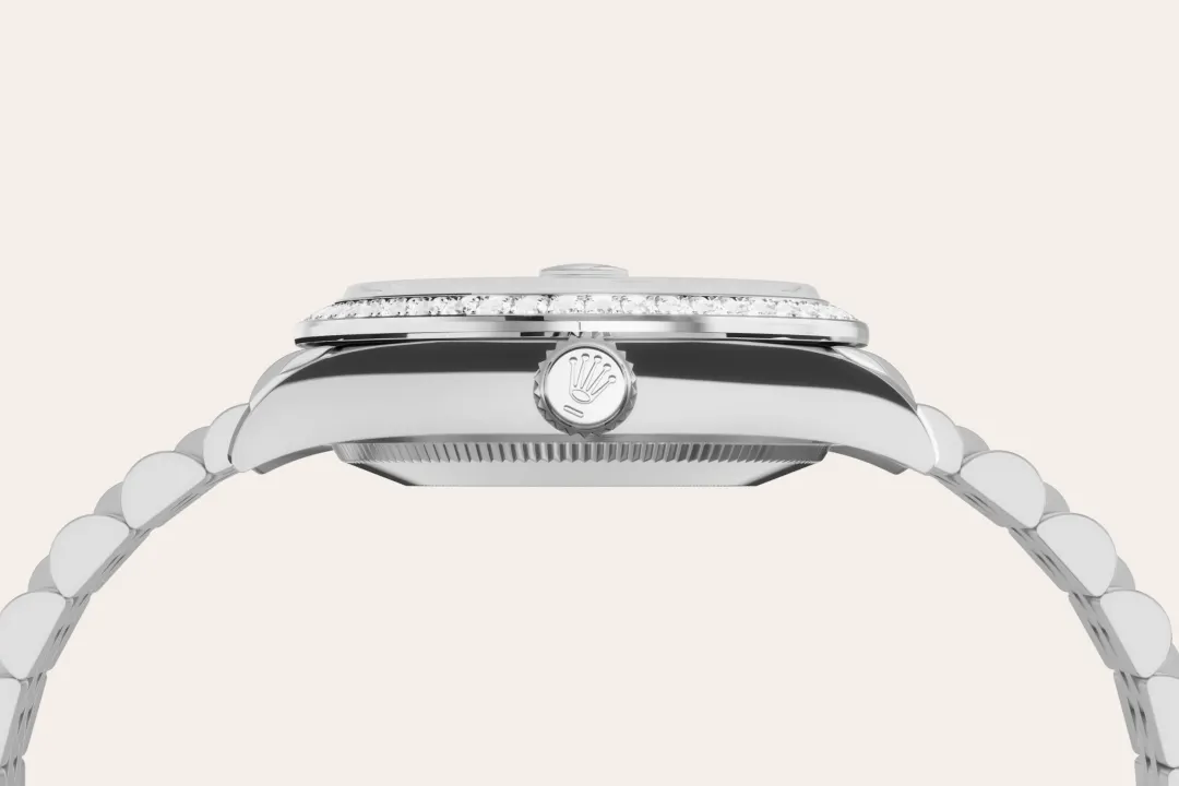 Rolex Datejust 31 in Oystersteel, white gold and diamonds with a white mother-of-pearl dial with diamonds, bezel with diamonds, and Jubilee bracelet, m278384rbr-0008 - Crisson