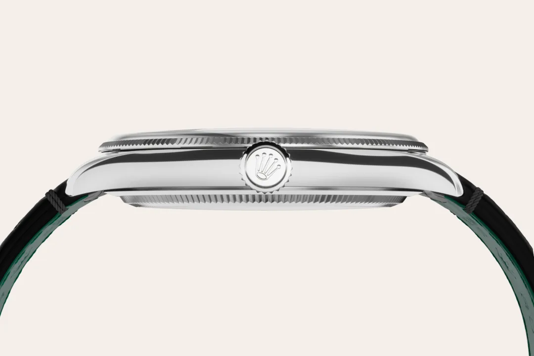 Rolex 1908 in white gold with an intense black dial, domed and fluted bezel, and leather bracelet, m52509-0002 - Crisson
