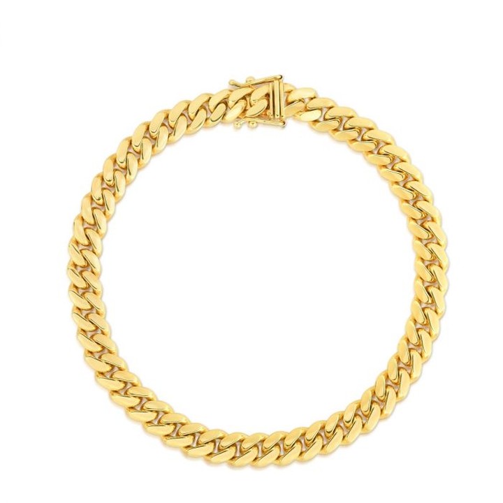 14kt Gold Bracelets Bracelet Pictured:9" Gents Cuban Link14kt Yellow Gold (GB 522 9")Shop Online At:https://shop.crisson.com/products/cuban-link-bracelet-14kt-7-1mm-semi-heavy?_pos=1&_sid=5d55cf996&_ss=r Available At Crisson HamiltonMonday - Saturday10am - 5pmFace Masks Are A MustPhysical Distancing Is A Must#Bracelet #Crisson #Bermuda #CubanLink #Gold #Jewelry #yellowgold #shoplocal #shopatcrisson