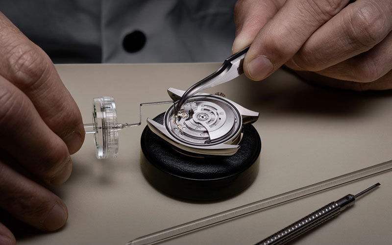Rolex servicing procedure at Crisson, Bermuda Rolex servicing procedure at Crisson, Bermuda