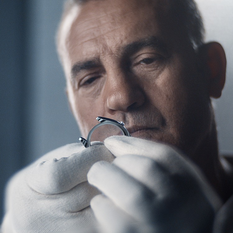 rolex-watchmaking-integrating-all-areas-of-expertise-portrait Rolex Watchmaking at Crisson in Bermuda