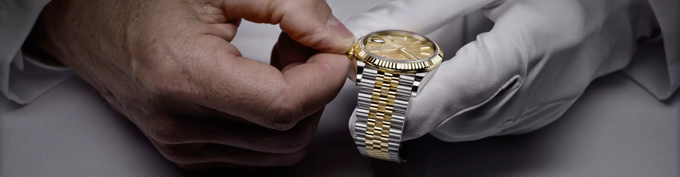 Rolex servicing procedure at Crisson - Bermuda